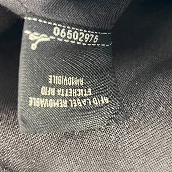 Fendi Baguette Camera Crossbody Bag in Turquoise Blue - Preowned - Picture 14 of 16